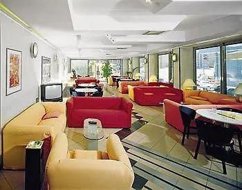 Ferretti Family Madison - 호텔