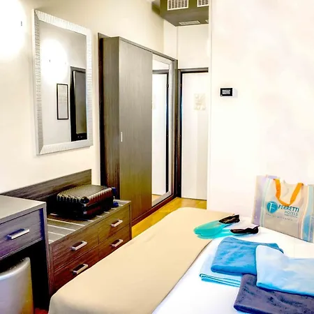 Ferretti Family Madison - 4*