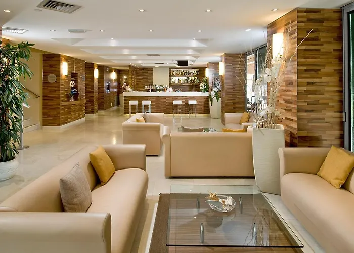 Hotel Ferretti Family Madison - 4*